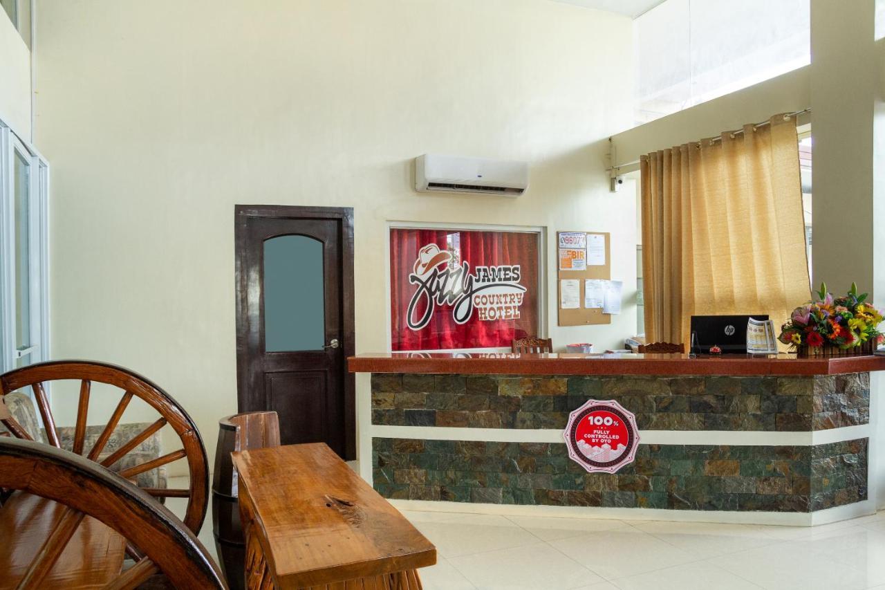 Oyo 133 Jazzy James Country Hotel 2 Davao Exterior foto